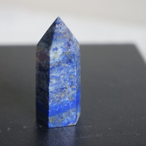 Alternative view of 青金石柱