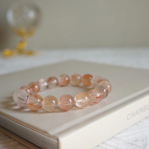 Alternative view of 粉兔毛手串