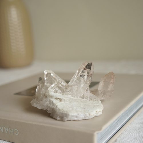 仙氣感十足 巴西清透粉晶簇