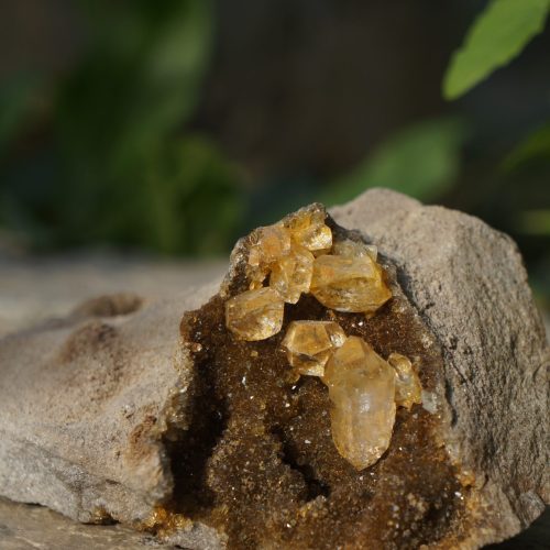 特殊款式 帶底岩黃金療癒者紐約赫基蒙水晶