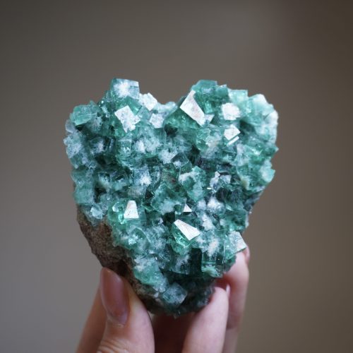 Alternative view of 特殊收藏 愛心造型英國日光螢石