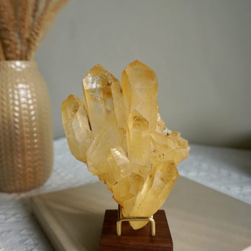 Alternative view of 黃金色喜馬拉雅水晶