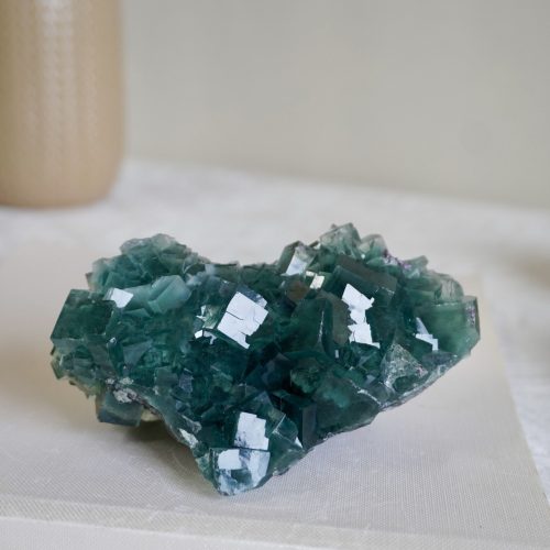 Alternative view of 翠綠愛心 深翡翠綠湖南香花嶺螢石