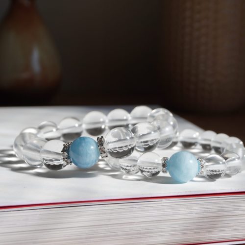 Alternative view of 心海之境 白水晶海藍寶能量手串